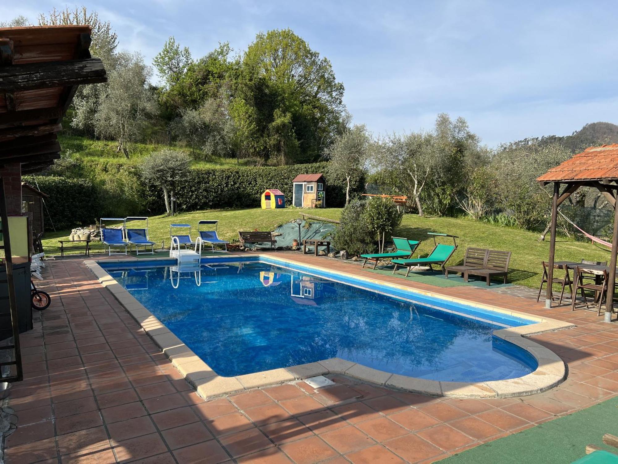 La Casa Rosa Hotell Borghetto di Vara Eksteriør bilde