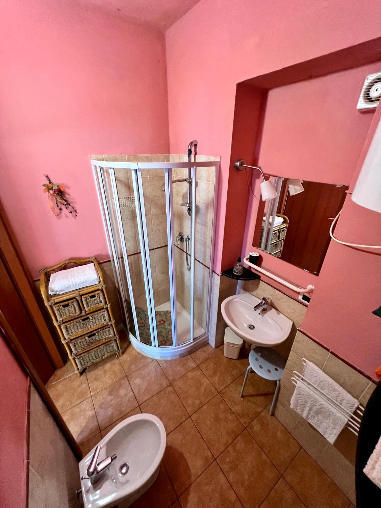 La Casa Rosa Hotell Borghetto di Vara Eksteriør bilde