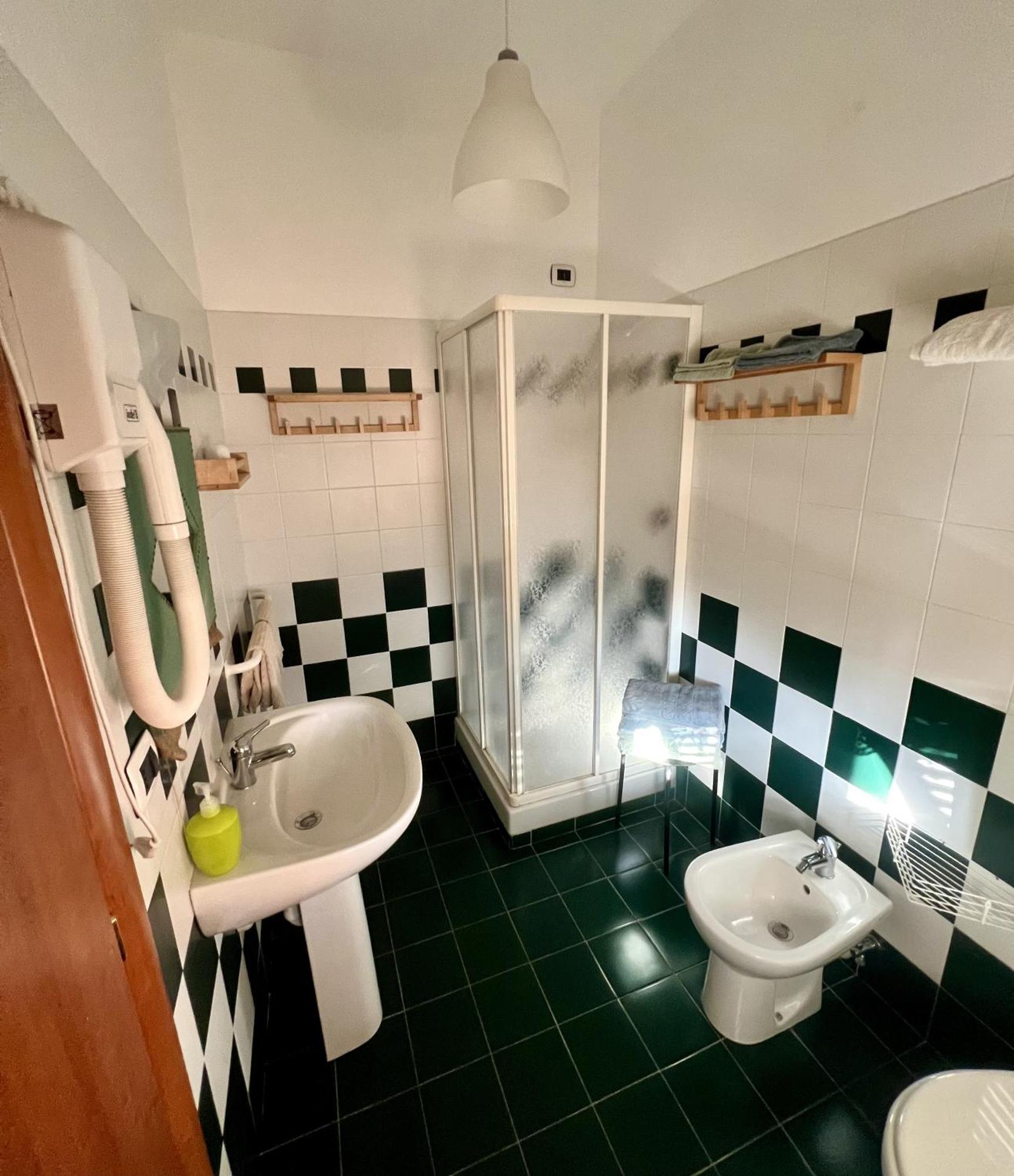 La Casa Rosa Hotell Borghetto di Vara Eksteriør bilde