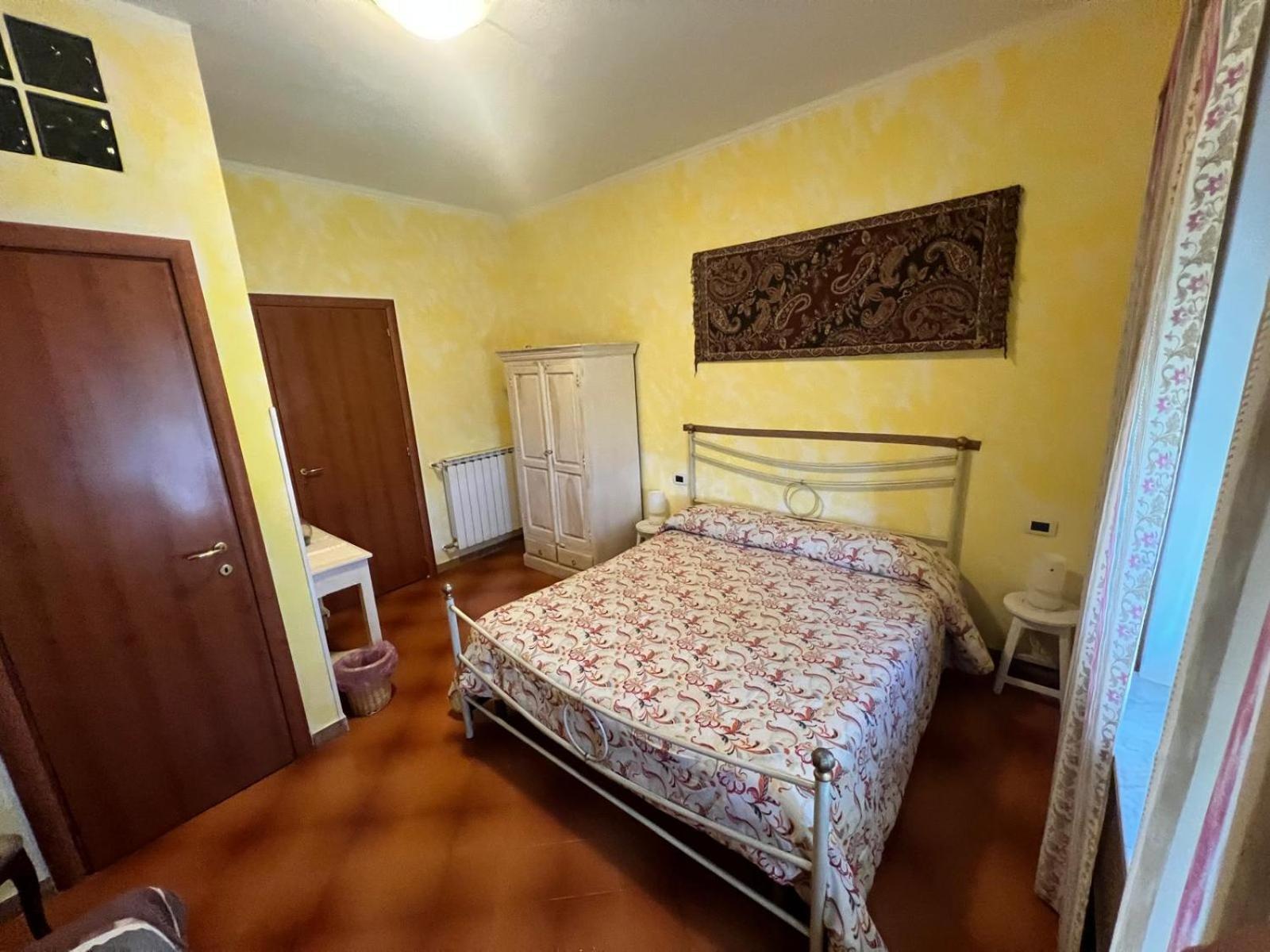 La Casa Rosa Hotell Borghetto di Vara Eksteriør bilde