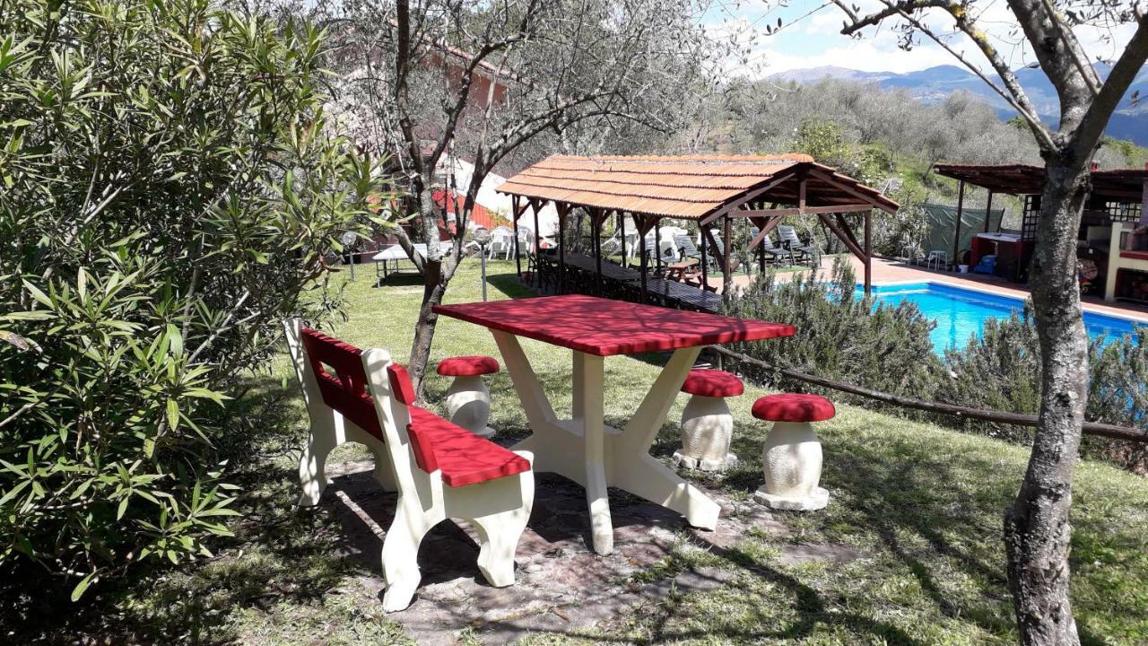 La Casa Rosa Hotell Borghetto di Vara Eksteriør bilde